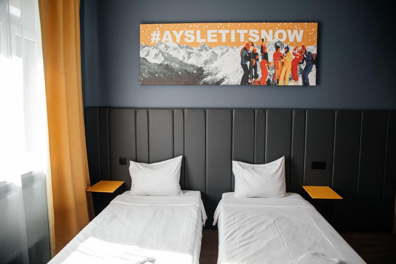 Ays Let It Snow Hotel Rosa Khutor Esztoszadok Kültér fotó